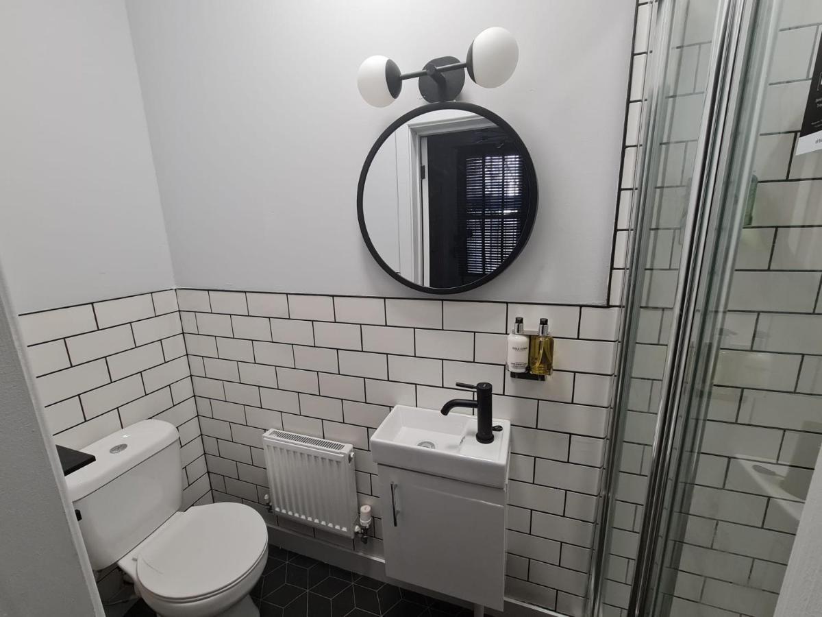 Lombard House - Boutique Hotel By Tifa Stays Swansea Exteriör bild