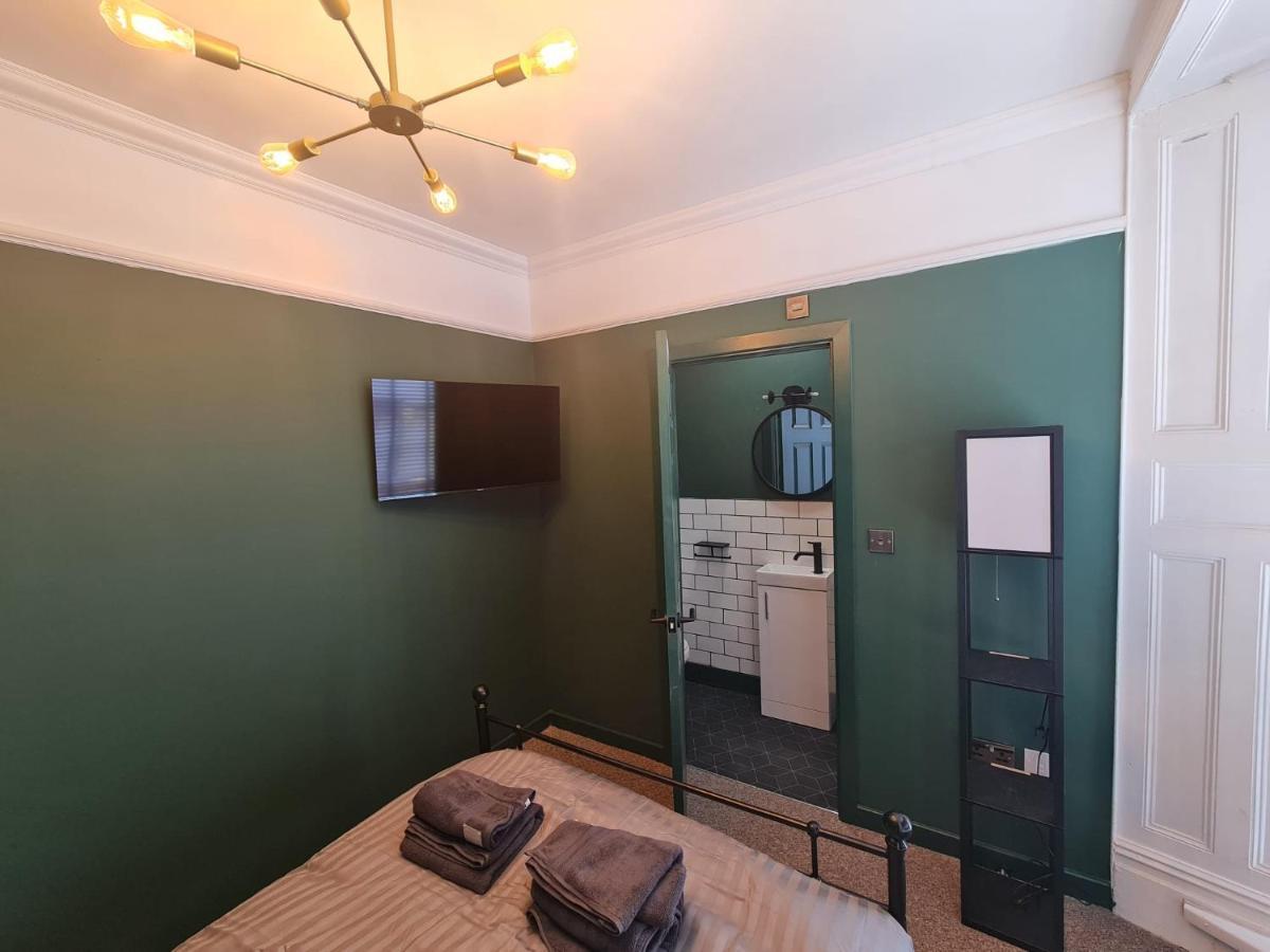 Lombard House - Boutique Hotel By Tifa Stays Swansea Exteriör bild